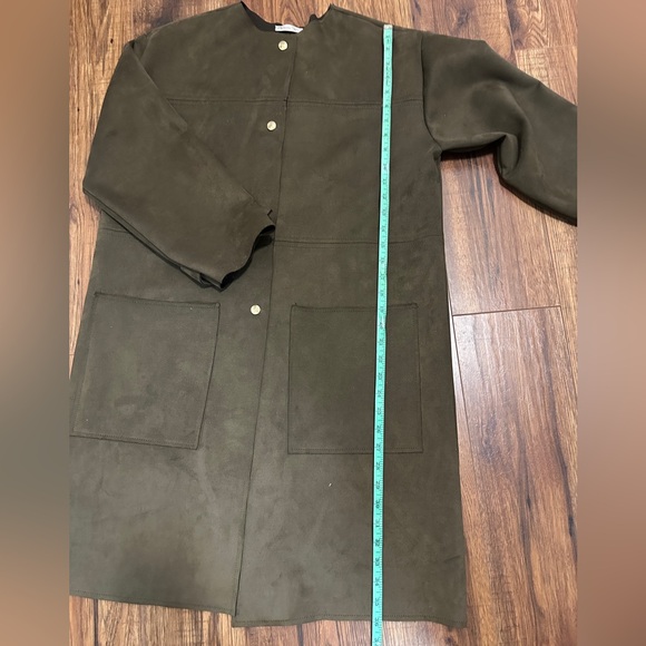 ZARA Women’s Size Large Faux Suede Olive Green Button‑Down Coat with Gold Button - Picture 12 of 15